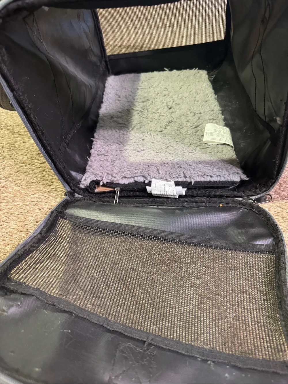 Black Foldable Pet Carrier with Gray Sherpa Pad